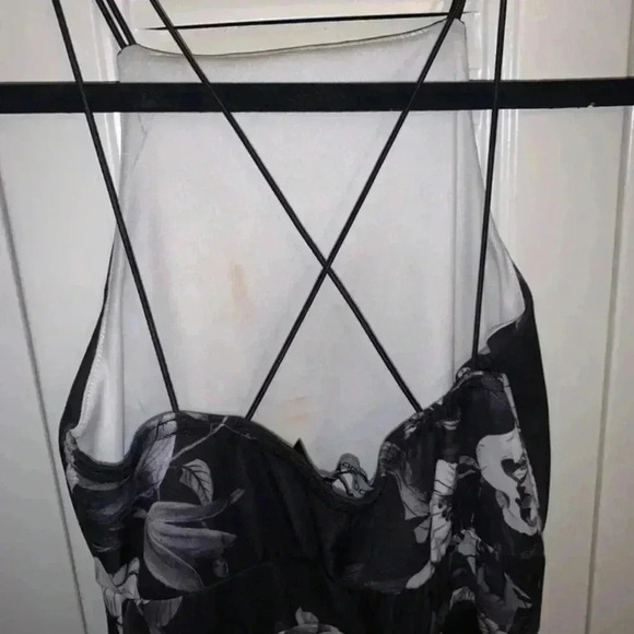 Boohoo Women’s Size 4 Floral Dress - Picture 2 of 3